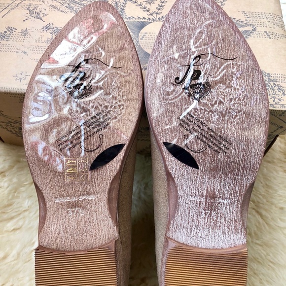 Free People Royale Pointy Toe Flat Beige Tan Suede - Picture 6 of 8